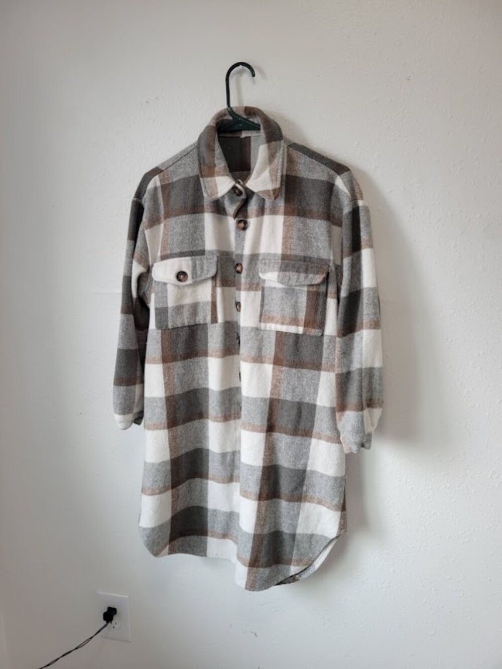 Women's Plaid Shacket Jacket Size Medium